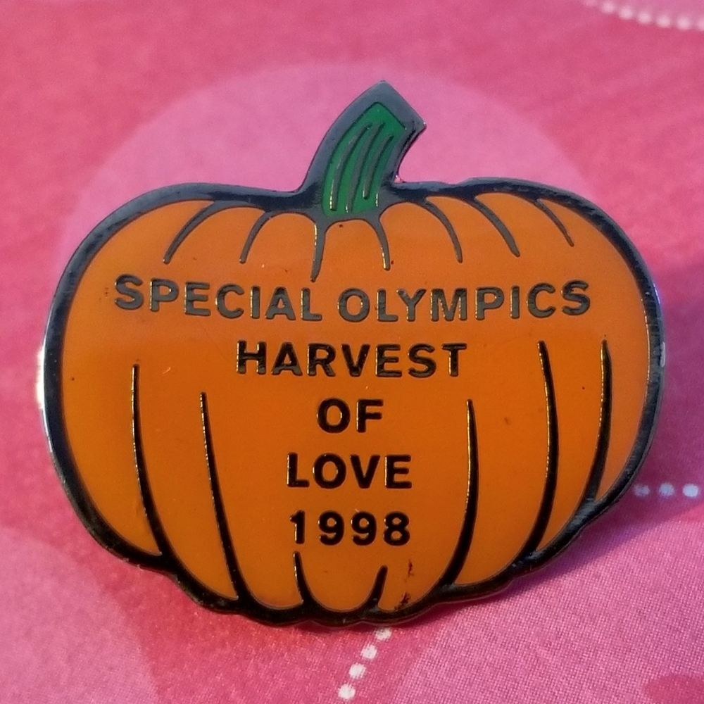 Vintage Special Olympics pumpkin pin enamel Halloween brooch